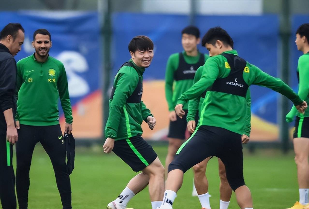 然而, 员中的佼佼, 一条特别的